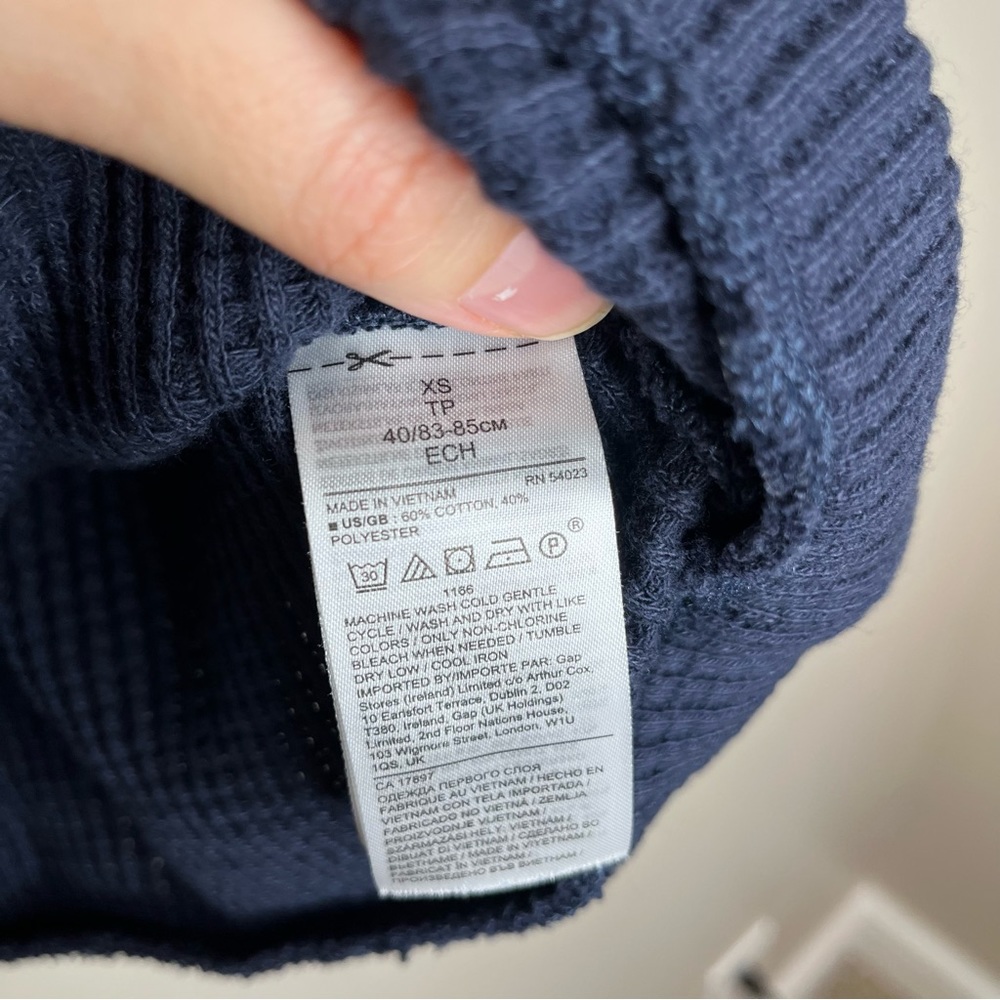 Banana Republic Navy Waffle Knit Turtleneck Sweater Size XS - Picture 3 of 7